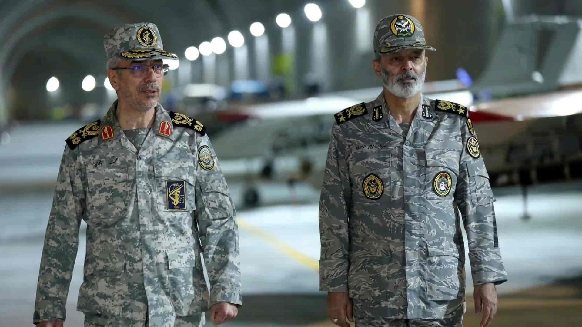 بازدید سرداران باقری و امیر موسوی